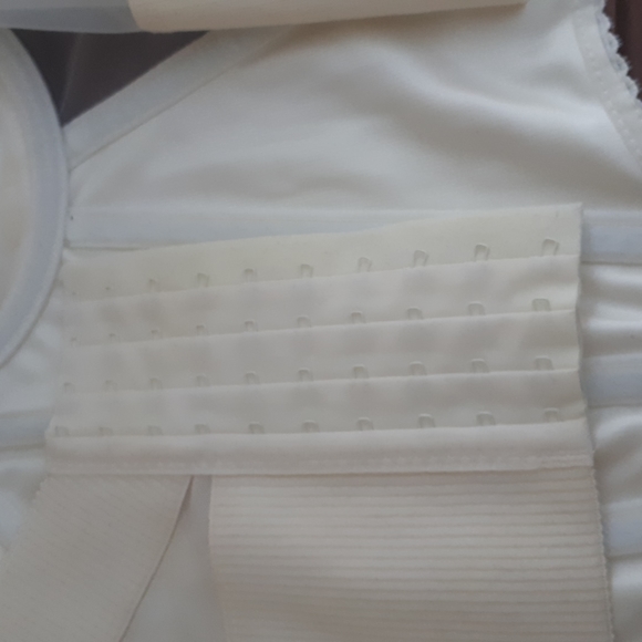 Bridal bustier 44B - Picture 4 of 5